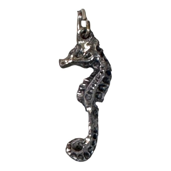 Vintage Sterling Silver Seahorse Pendant Nautical Beach Design Marine Ocean - Picture 2 of 7